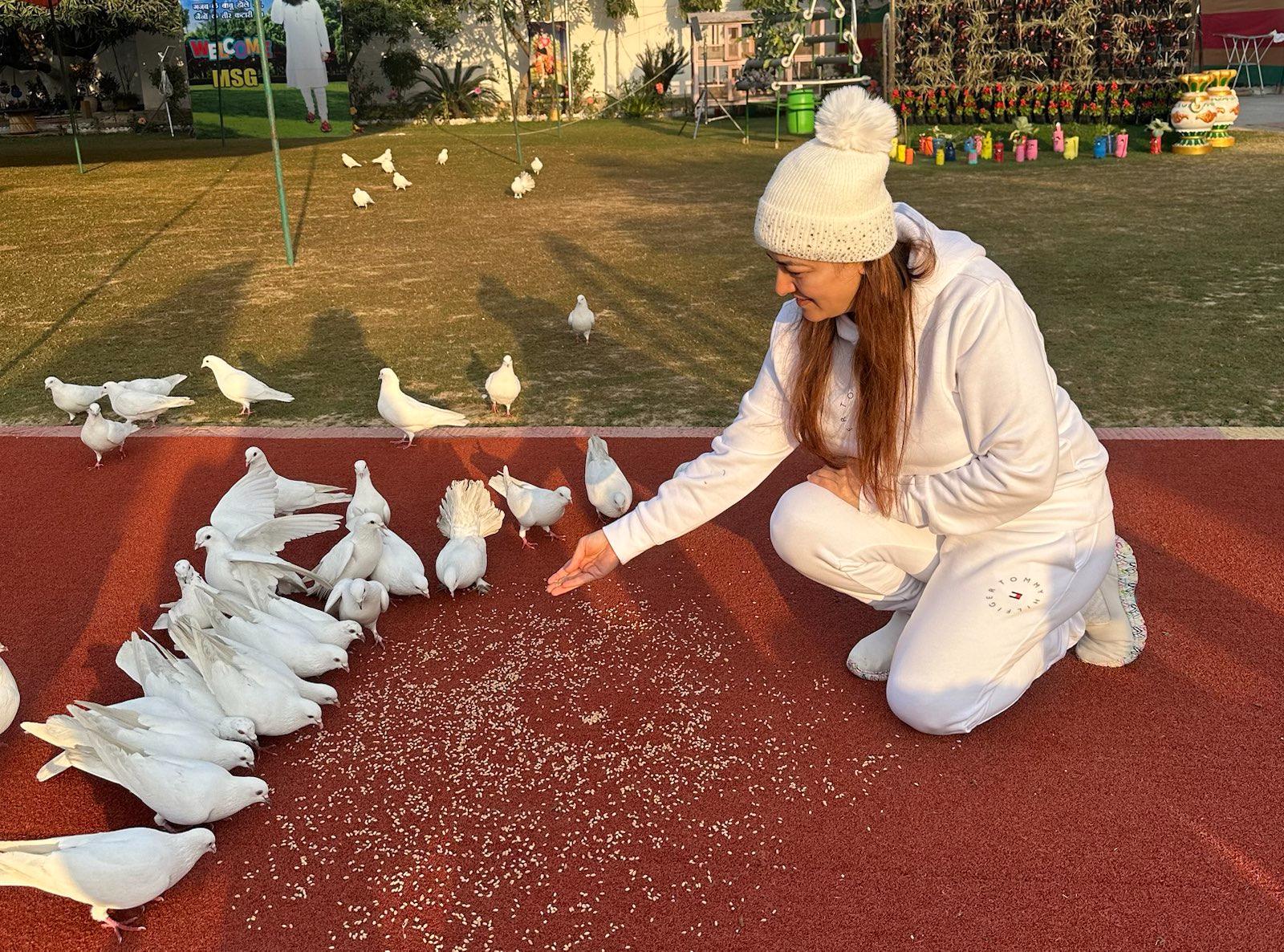 Honeypreet Insan – Nurturing Birds